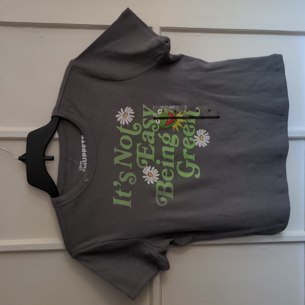NWOT Disney Muppets Kermit the Frog It's Not Easy Being Green Baby Tee Size M
